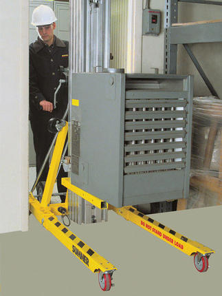 Material lift Sumner 2010 8